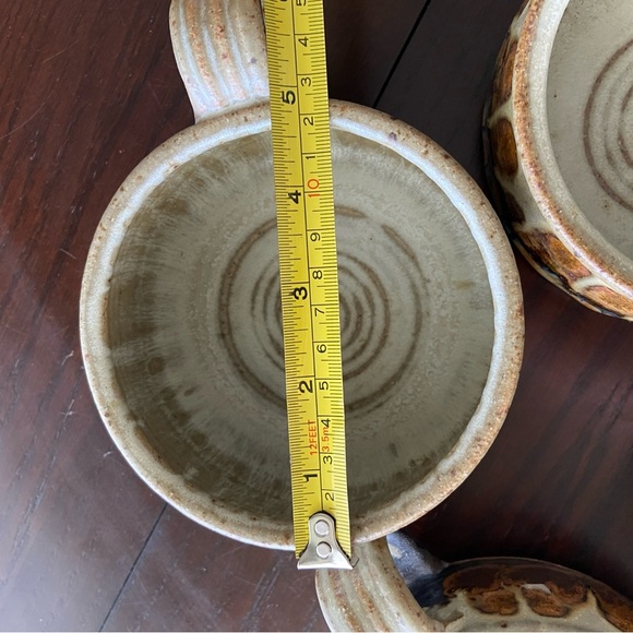 Set of 6 Studio Pottery large Handled Bowls or Shallow Large Mug Signed & Stamp - Picture 10 of 12